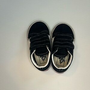Vans Toddler Black Velcro Sneakers